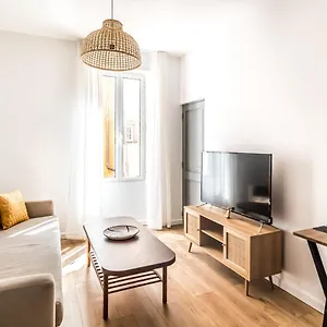 2 Pieces Neuf Au Pied Des Musees - Wifi & Parking Gratuit Grasse