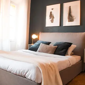 Appartement Magnifique De 3 + Parking, Grasse